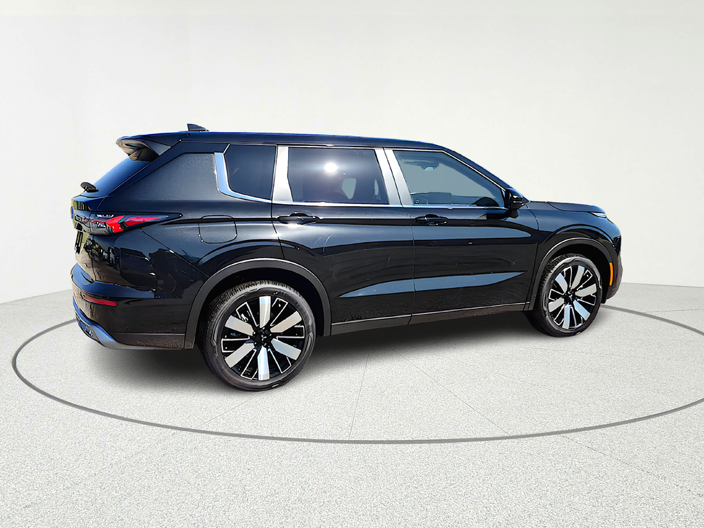 2026 Mitsubishi Outlander SE - 6