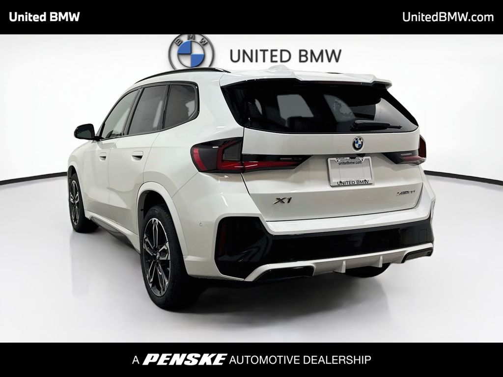 Thumbnail: 2027 BMW X1 - 7