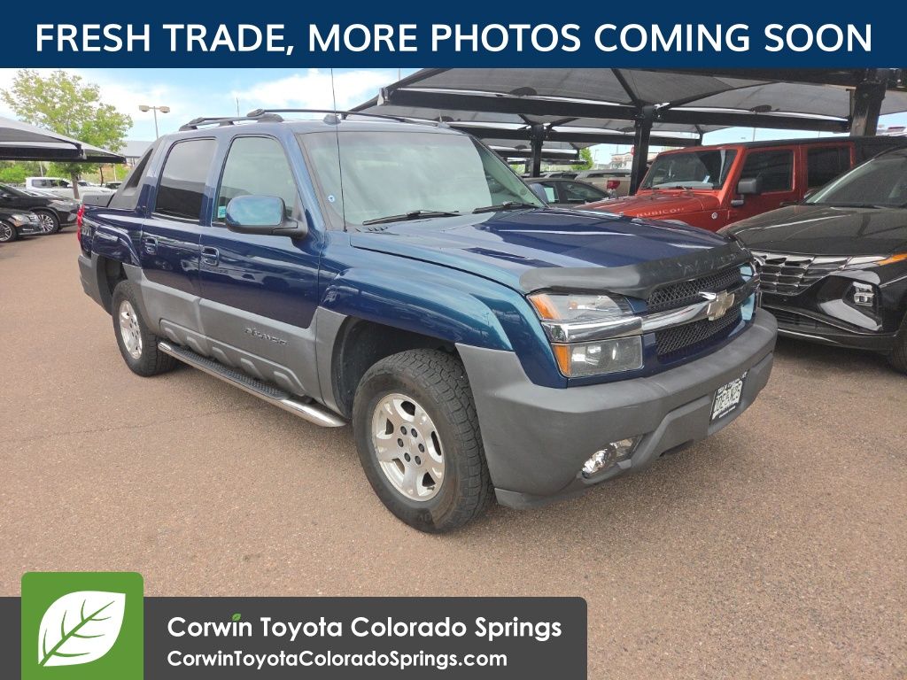 Bermuda Blue Metallic 2005 Chevrolet Avalanche 1500 Z71 4WD Pickup Truck Four-Wheel Drive 4-Speed Automatic Overdrive