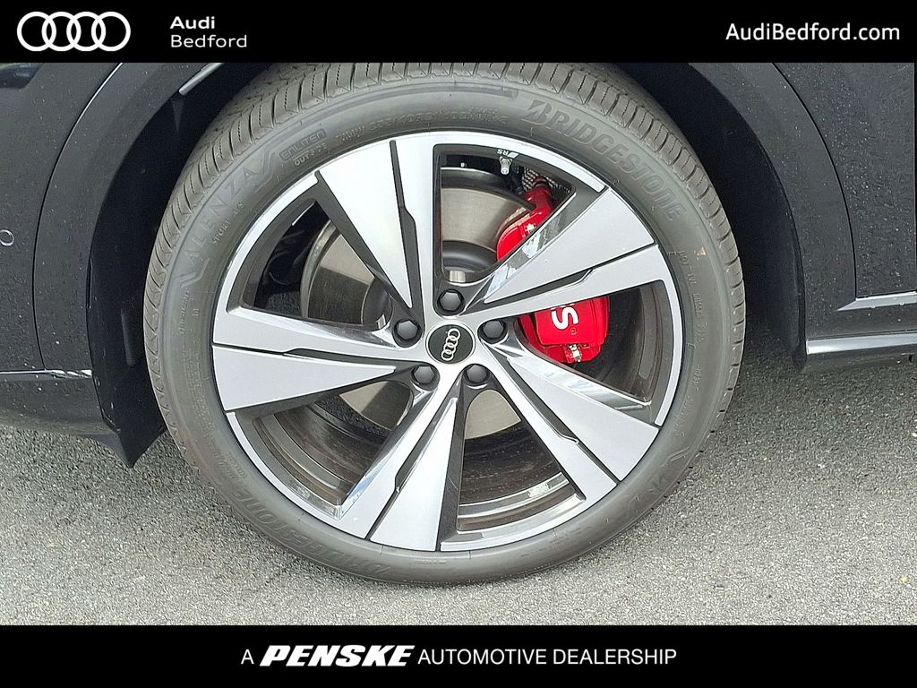 Thumbnail: 2025 Audi SQ5 - 5