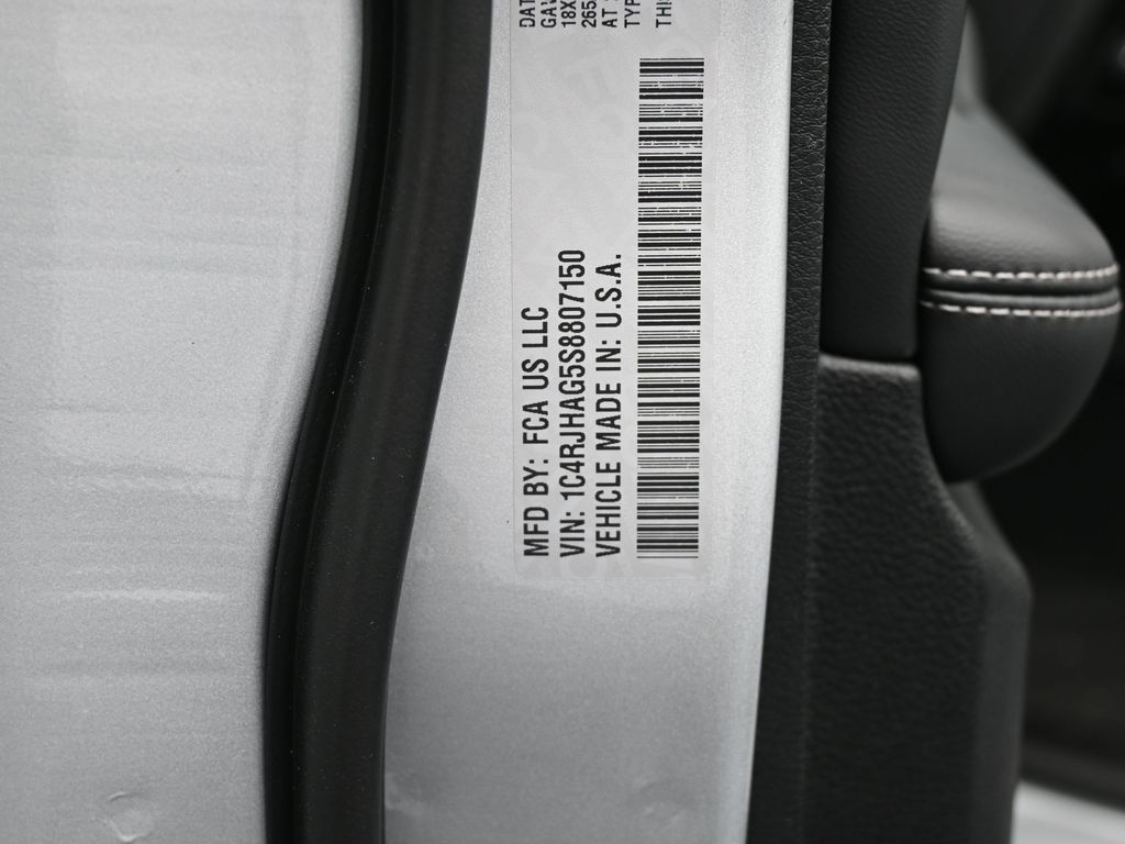 New 2025 Silver Zynith Jeep Laredo image 18