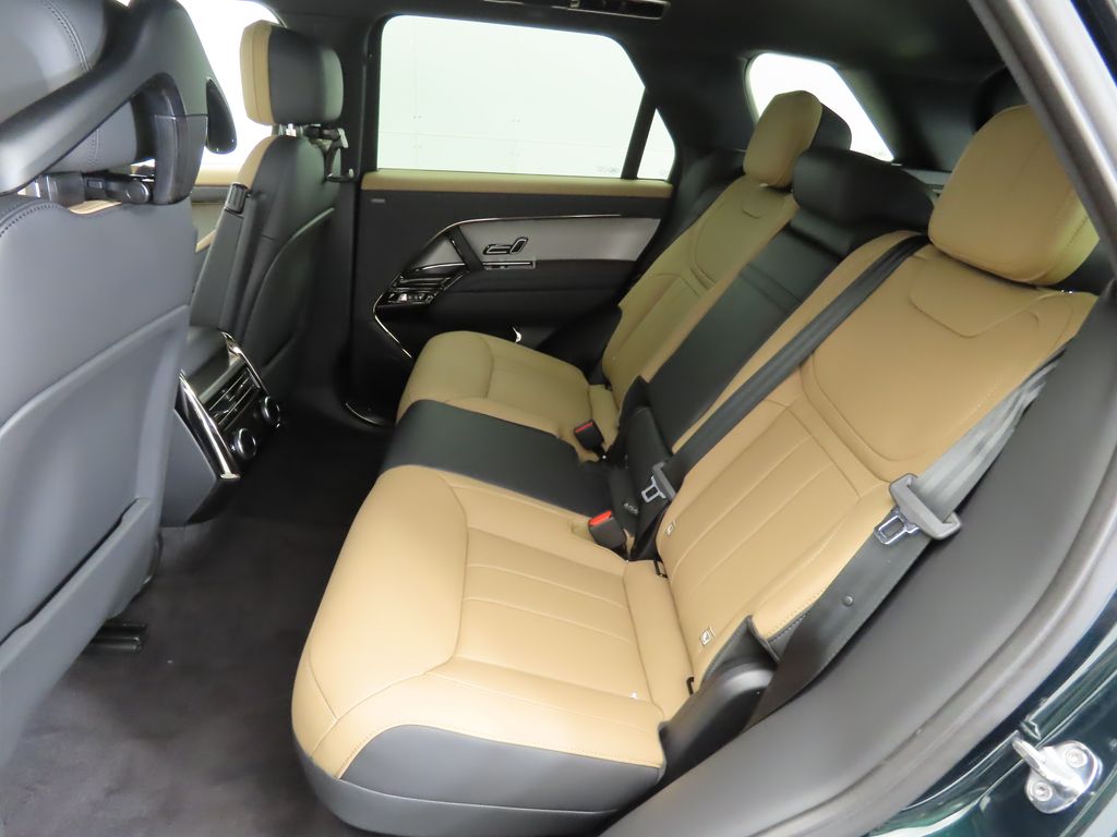 2025 Land Rover Range Rover Sport Dynamic 21