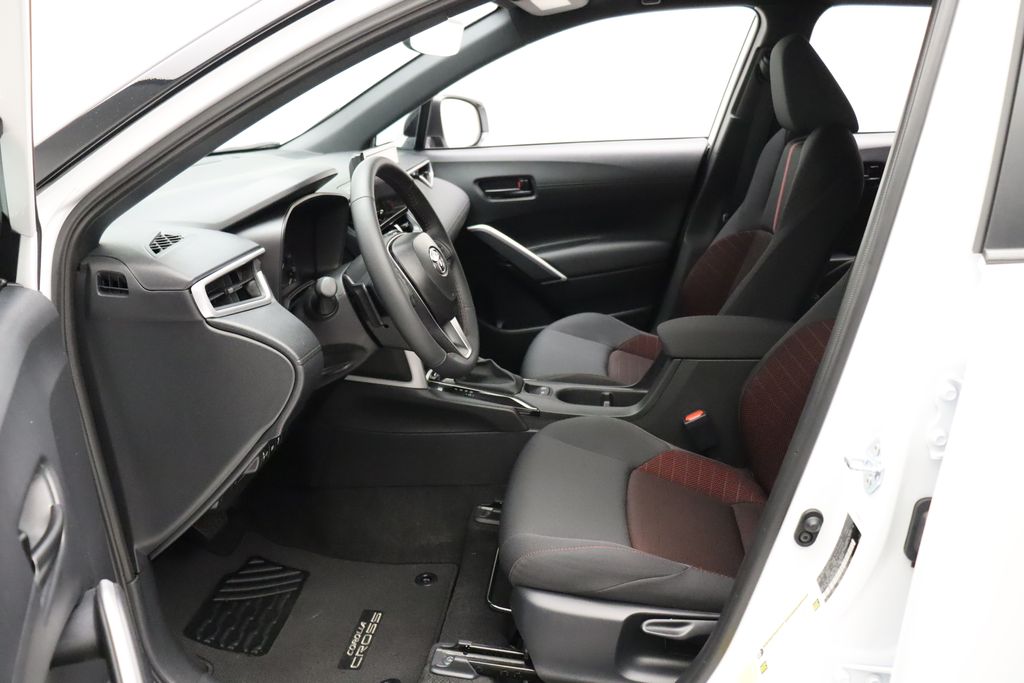 Thumbnail: 2025 Toyota Corolla Cross - 14