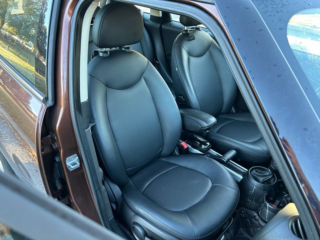 Thumbnail: 2013 MINI Cooper Countryman - 15