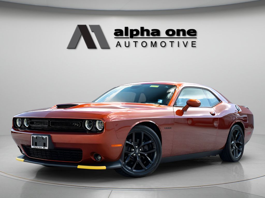 Sinamon Stick 2020 Dodge Challenger Coupe Rear-Wheel Drive 8-Speed Automatic
