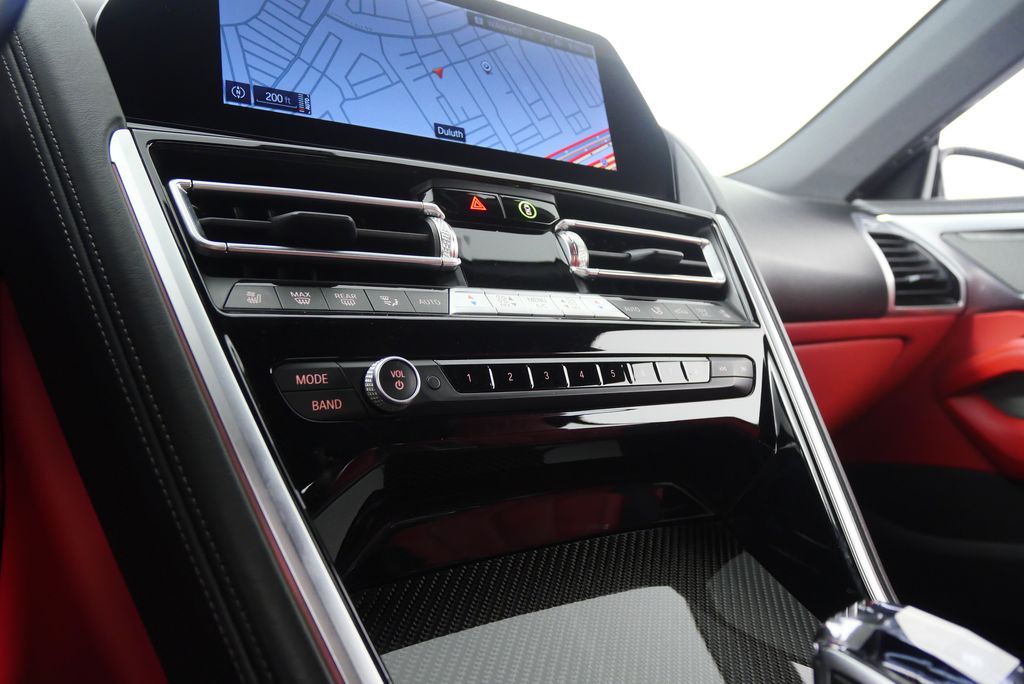 2022 BMW 8 Series M850i xDrive 26