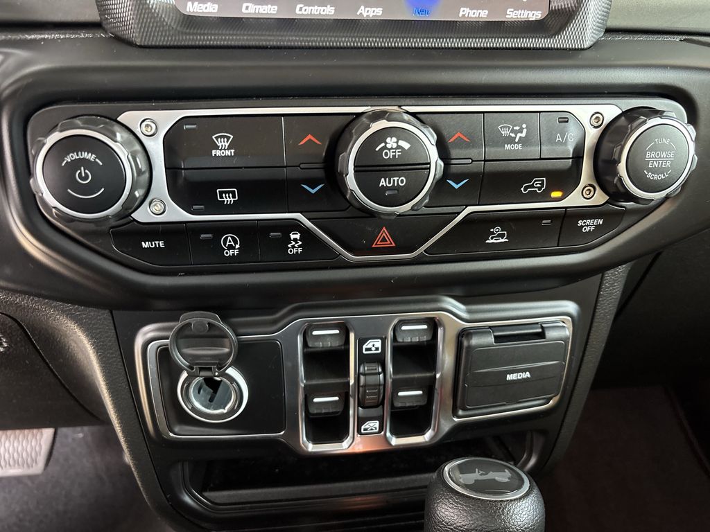 Used 2023 Jeep Wrangler SUV