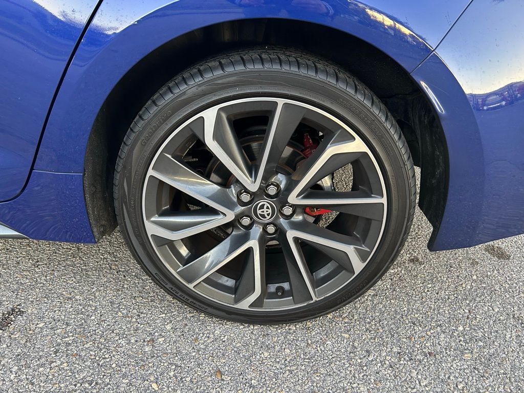 Thumbnail: 2021 Toyota Corolla - 9