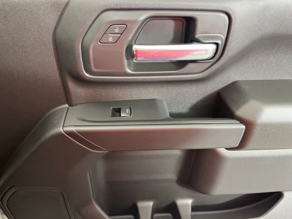 Thumbnail: 2026 Chevrolet Silverado 2500 - 14