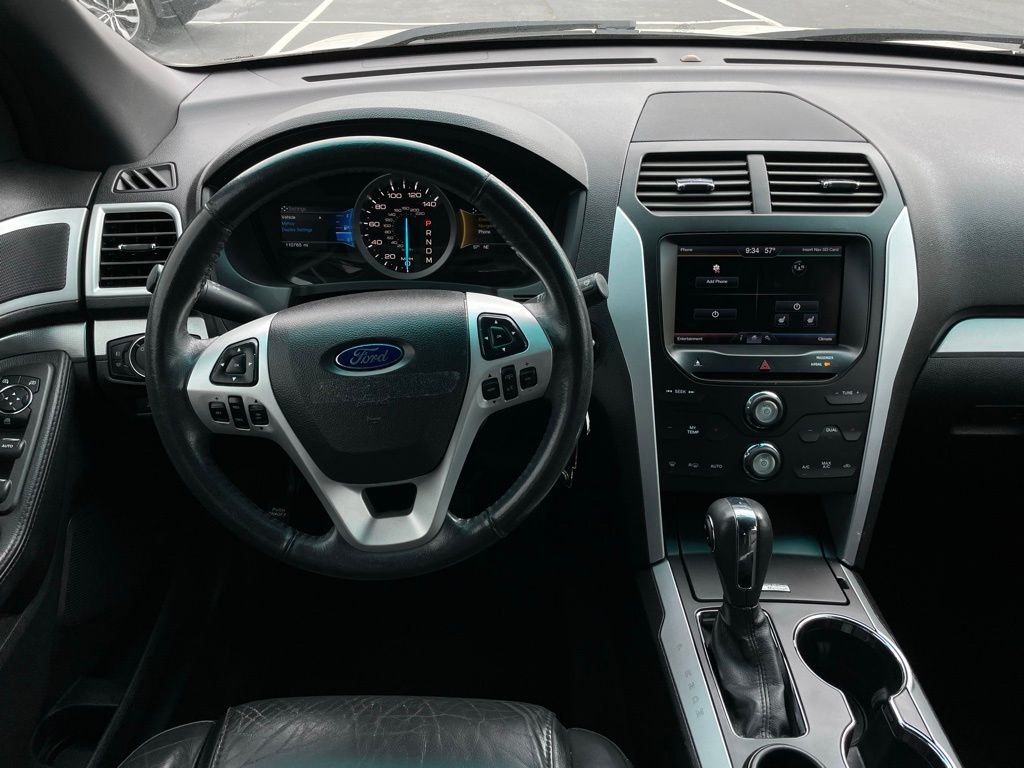 Thumbnail: 2015 Ford Explorer - 11