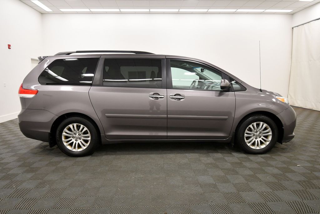Used 2014 Toyota Sienna Van