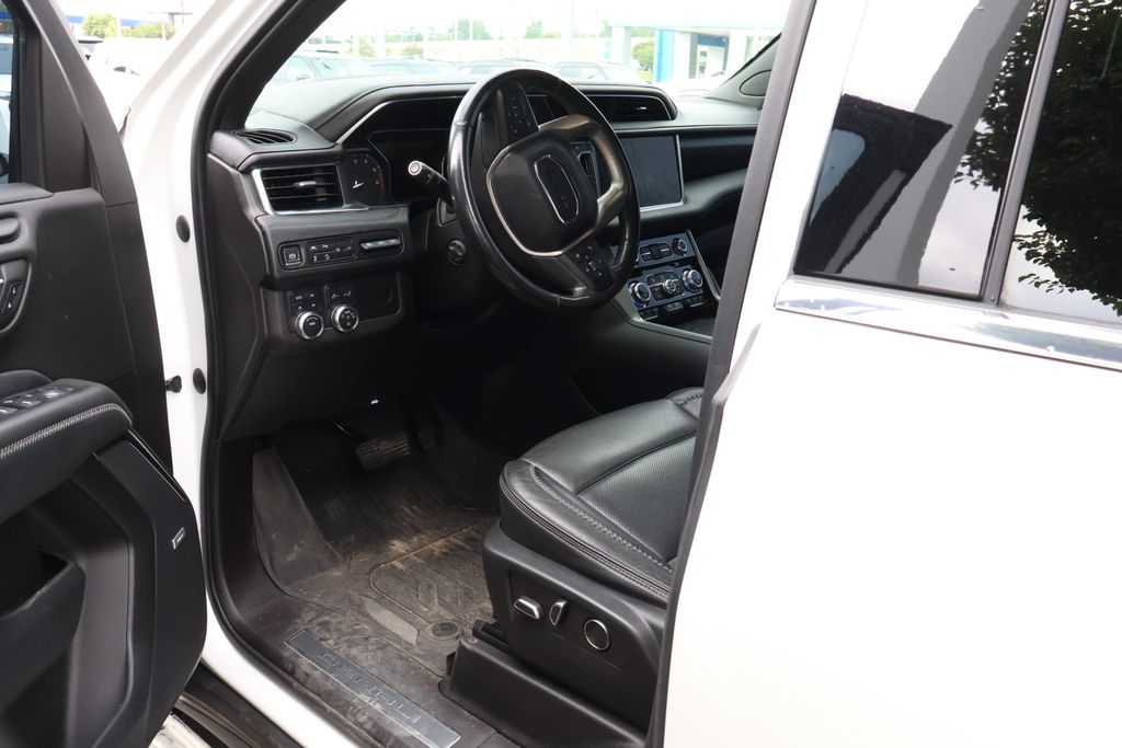 Thumbnail: 2021 GMC Yukon XL - 11