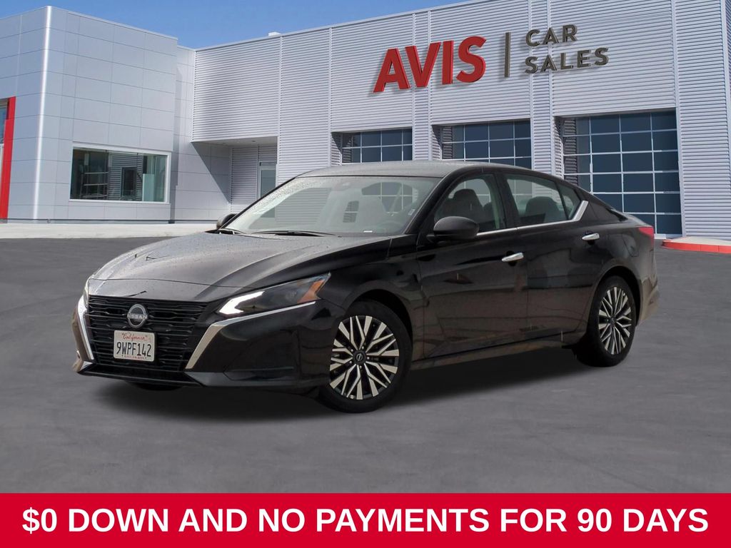 Black 2025 Nissan Altima Sedan Front-Wheel Drive Continuously Variable Transmission
