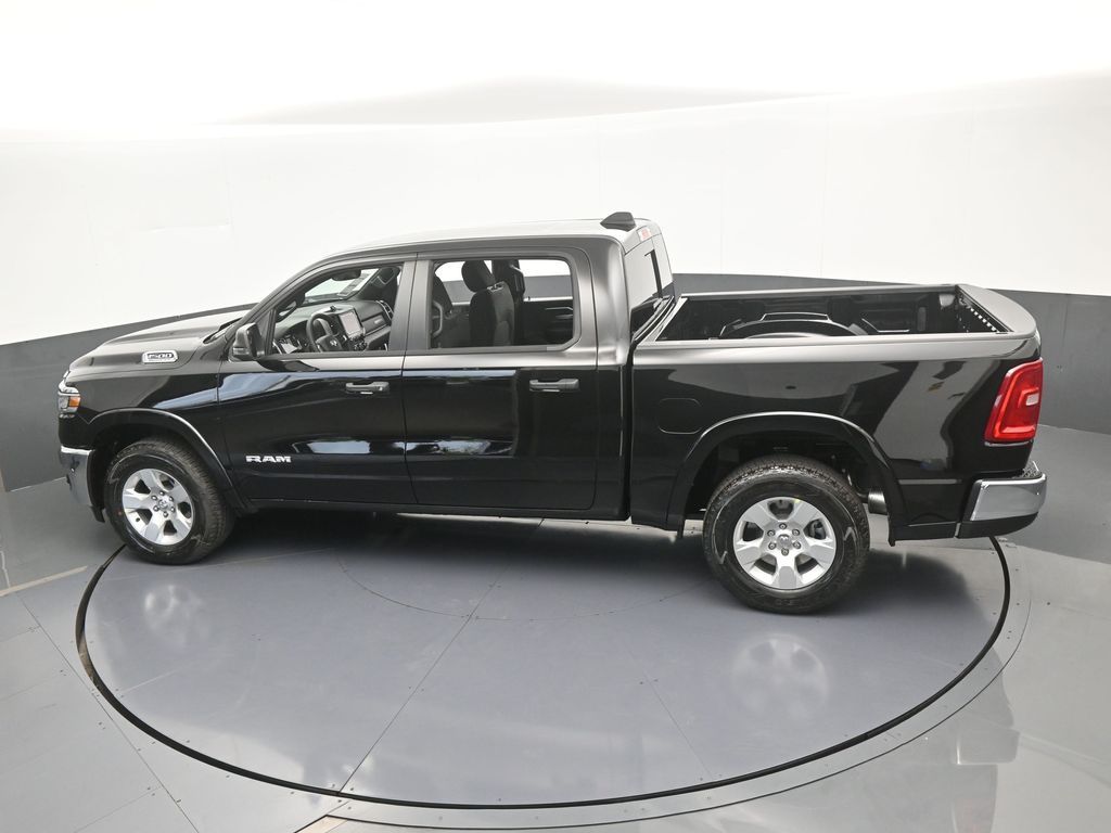 New 2026 Diamond Black Crystal Pearlcoat Ram Big Horn/Lone Star image 43