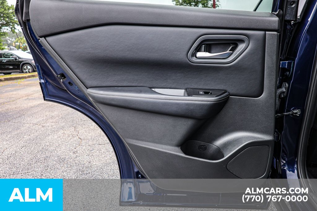 Used 2025 Blue Nissan SV image 49