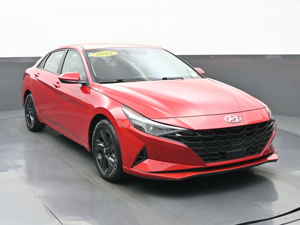 Calypso Red 2022 Hyundai Elantra Sedan Front-Wheel Drive Continuously Variable Transmission