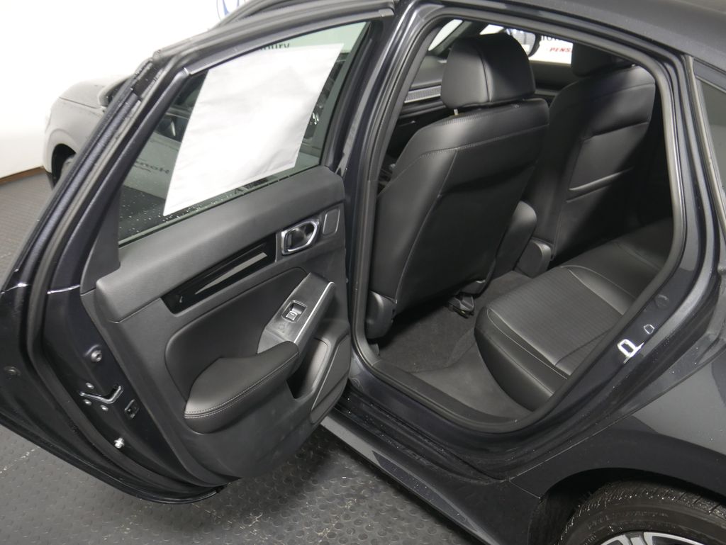2025 Honda Civic Sport Touring 9
