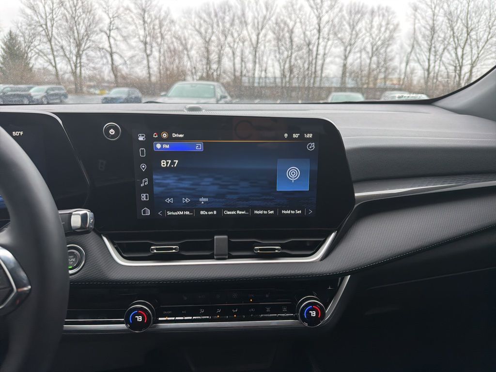 Thumbnail: 2026 Chevrolet Equinox - 14