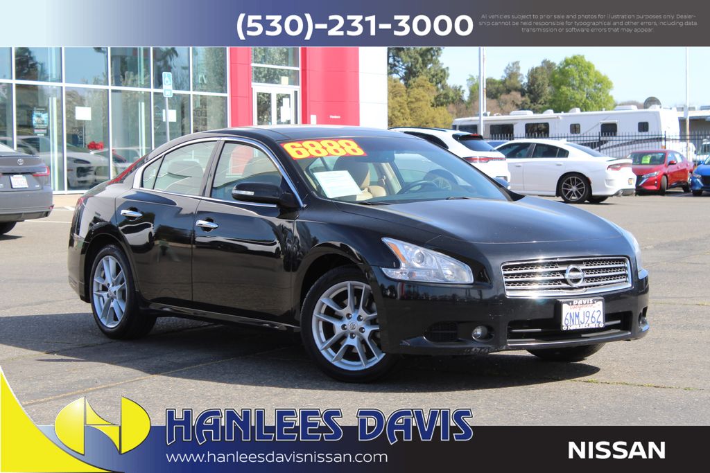 Super Black Metallic 2010 Nissan Maxima Sedan Front-Wheel Drive Continuously Variable Transmission
