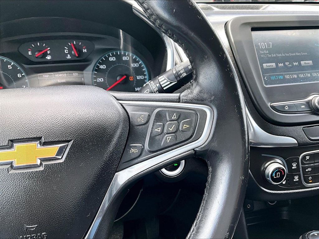 2018 Chevrolet Equinox — photo 24