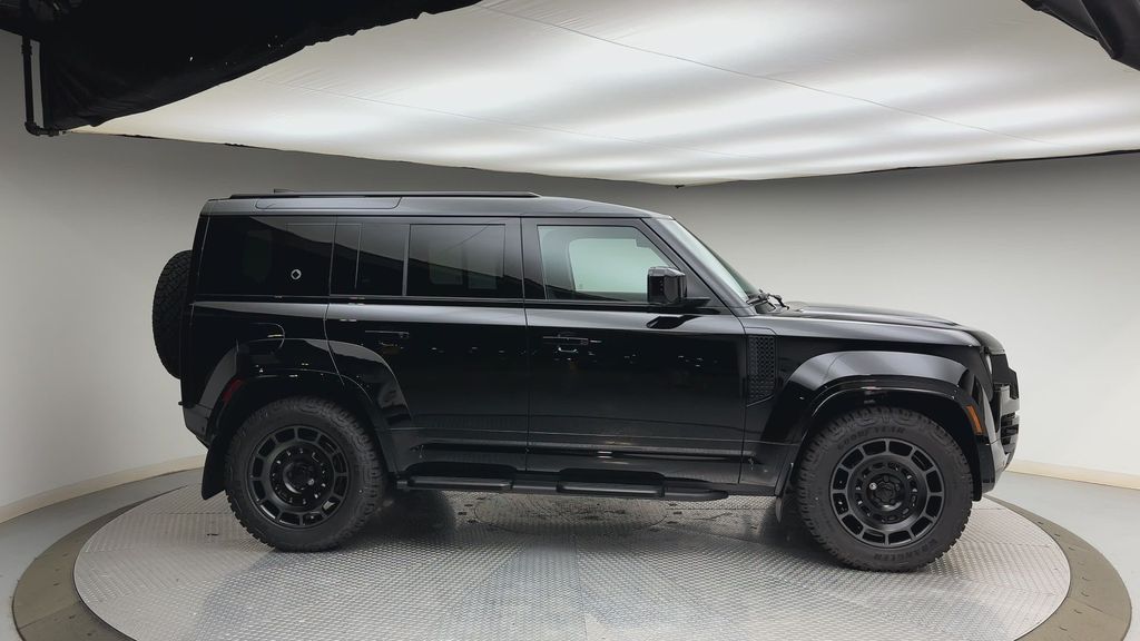 Thumbnail: 2026 Land Rover Defender - 9