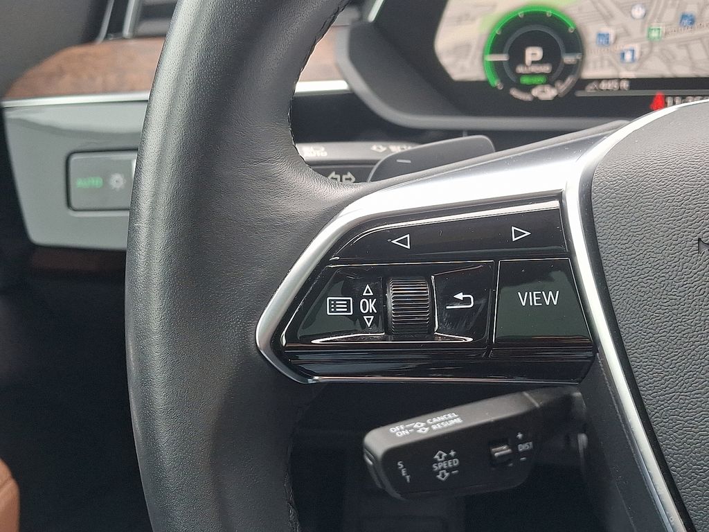 Thumbnail: 2023 Audi e-tron GT - 22