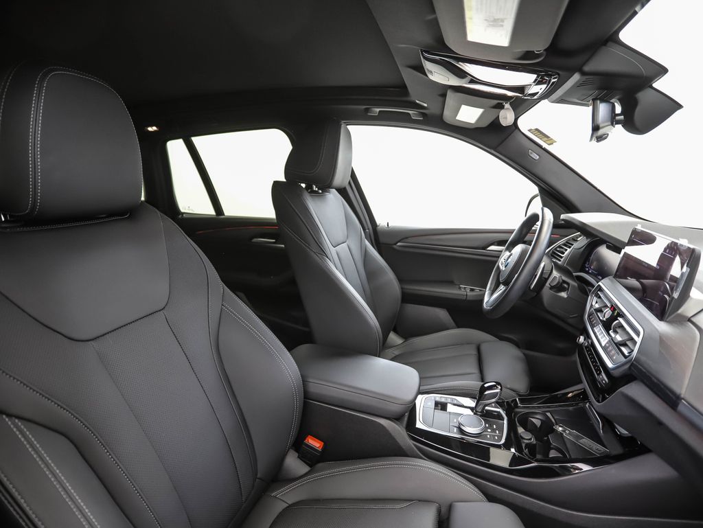 Thumbnail: 2024 BMW X3 - 31