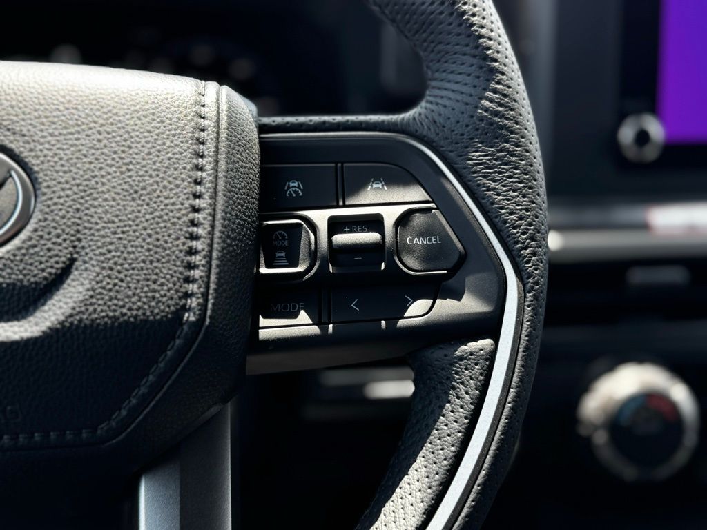 2025 Toyota Tacoma TRD Off-Road Double Cab photo 19