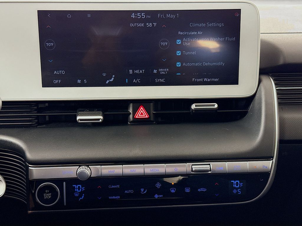 Thumbnail: 2022 Hyundai Ioniq 5 - 16