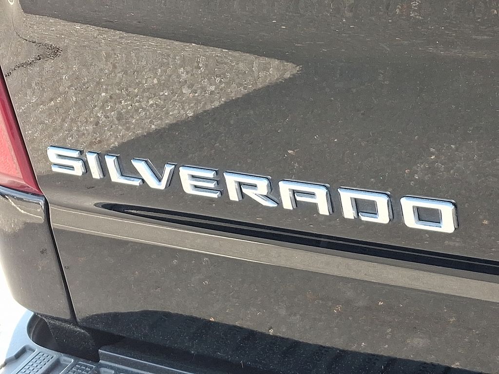 Thumbnail: 2026 Chevrolet Silverado 1500 - 30