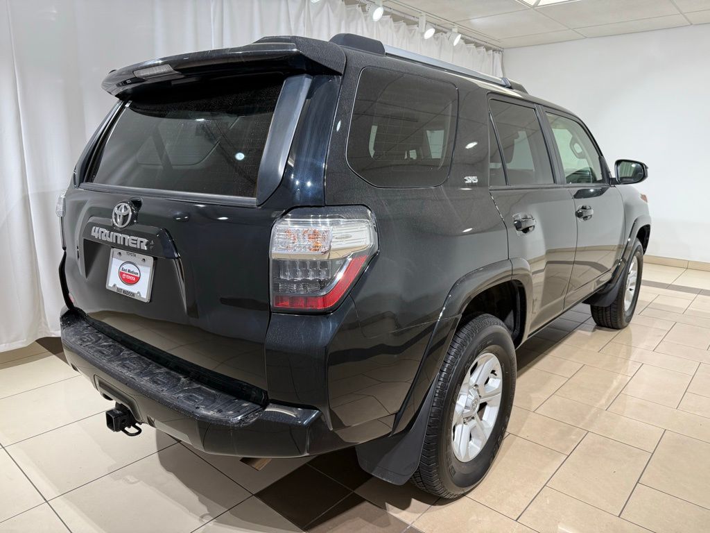 2024 Toyota 4Runner SR5 5