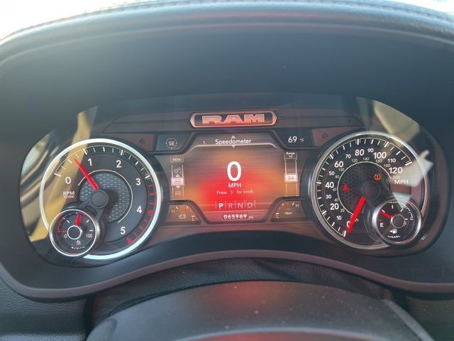 2022 Ram 2500 Laramie photo 8