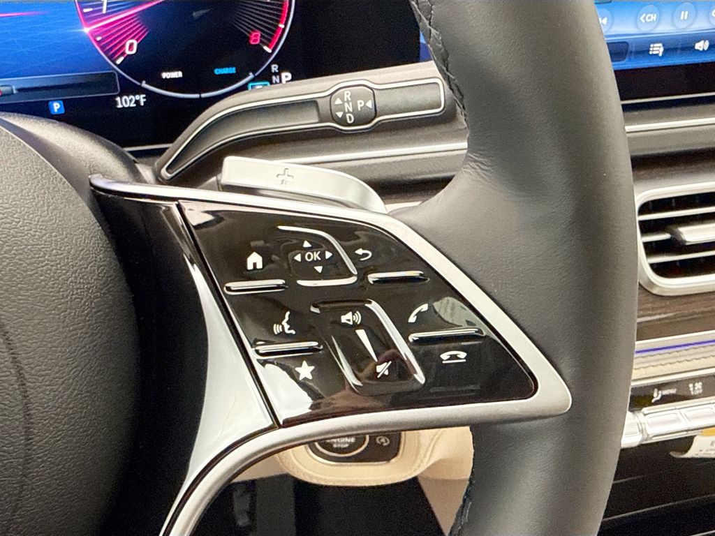 Thumbnail: 2026 Mercedes-Benz GLE - 13