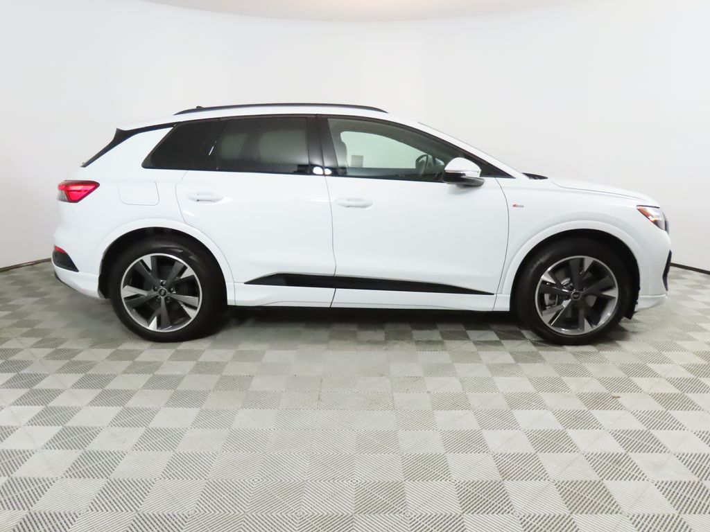 Thumbnail: 2025 Audi Q4 e-tron - 6