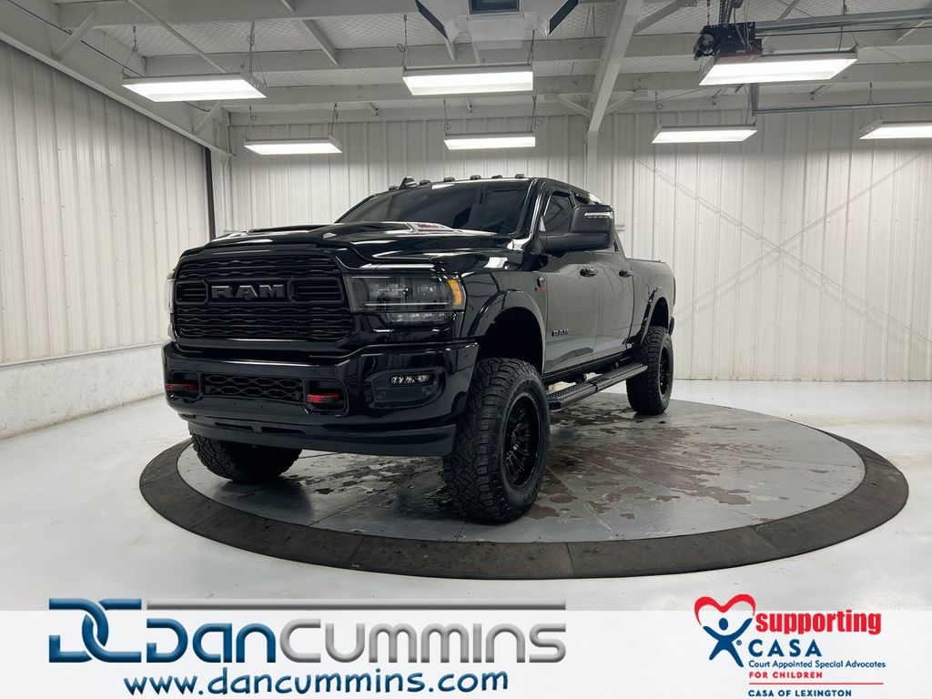 2024 RAM 2500 Limited Crew Cab 4WD
