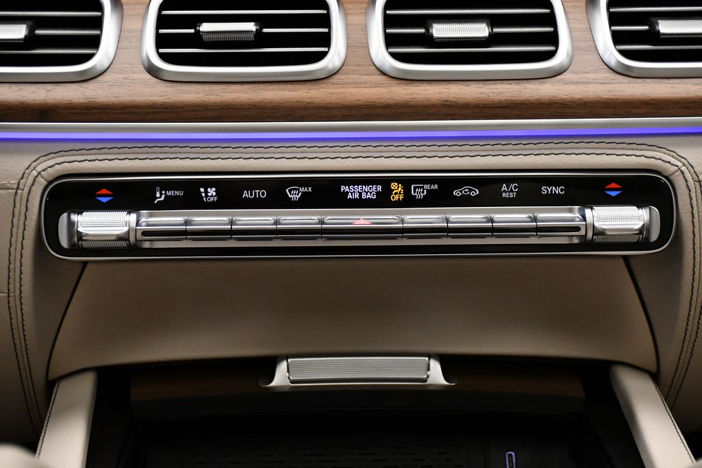 Thumbnail: 2026 Mercedes-Benz GLS - 29