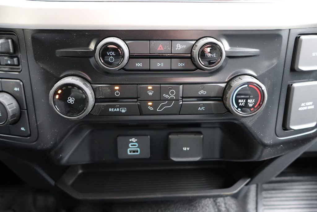 new 2026 Ford F-250SD car, priced at $53,192