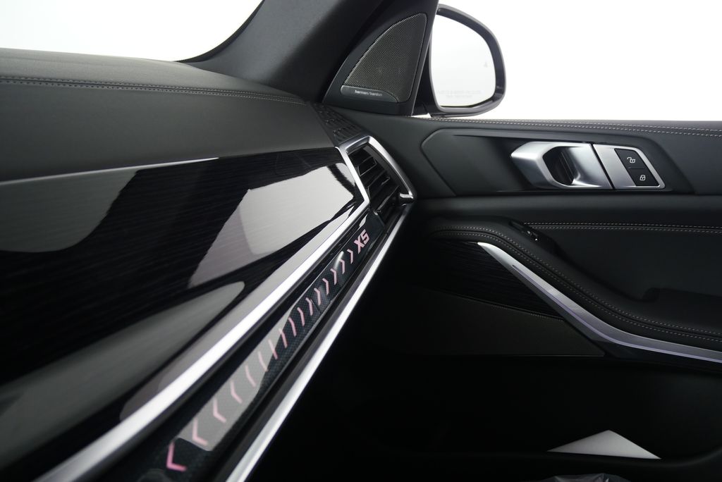 Thumbnail: 2026 BMW X5 - 24