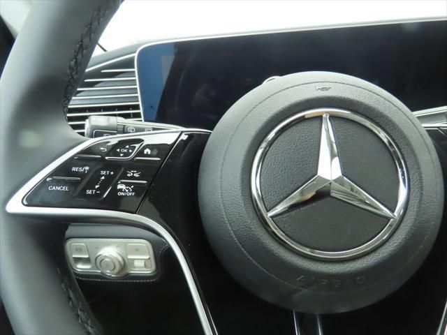 Thumbnail: 2025 Mercedes-Benz GLE - 12