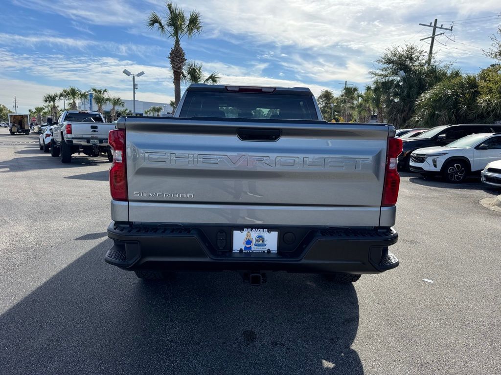 2025 Chevrolet Silverado 1500 WT 6