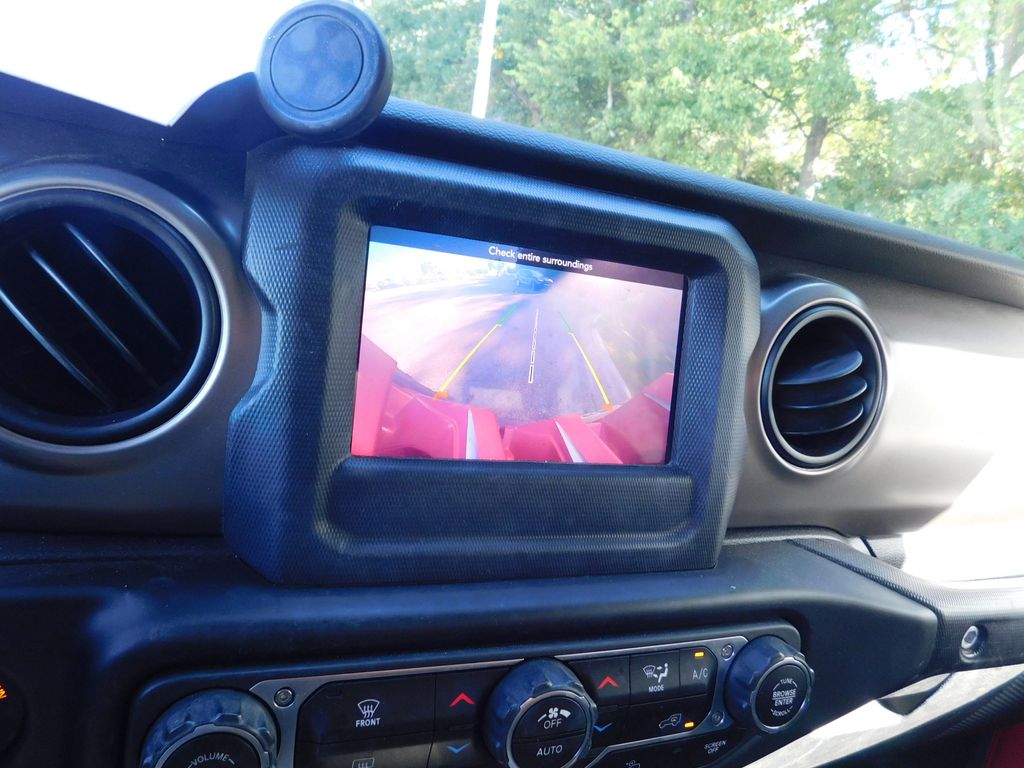 Thumbnail: 2021 Jeep Wrangler - 10