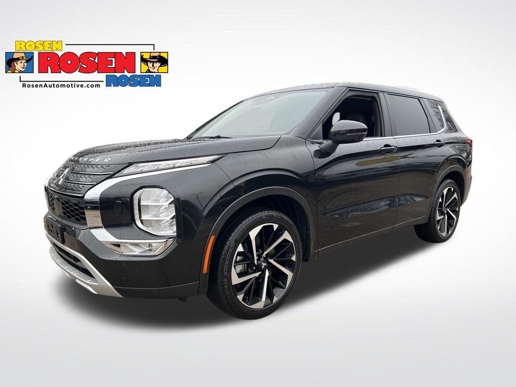 Black 2024 Mitsubishi Outlander SE S-AWC SUV / Crossover All-Wheel Drive Continuously Variable Transmission