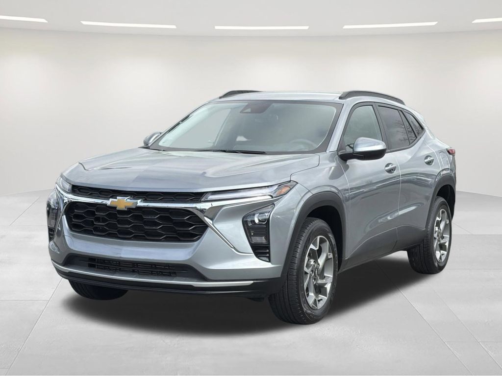Sterling Gray Metallic 2025 Chevrolet Trax LT FWD SUV / Crossover Front-Wheel Drive 6-Speed Automatic