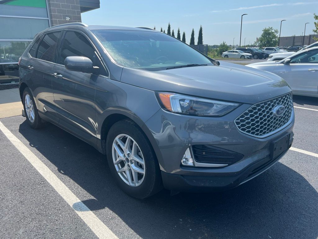 Used 2024 Ford Edge SEL with VIN 2FMPK4J9XRBA40090 for sale in Kansas City