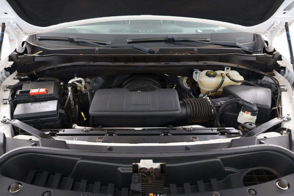 Thumbnail: 2022 Chevrolet Suburban - 16