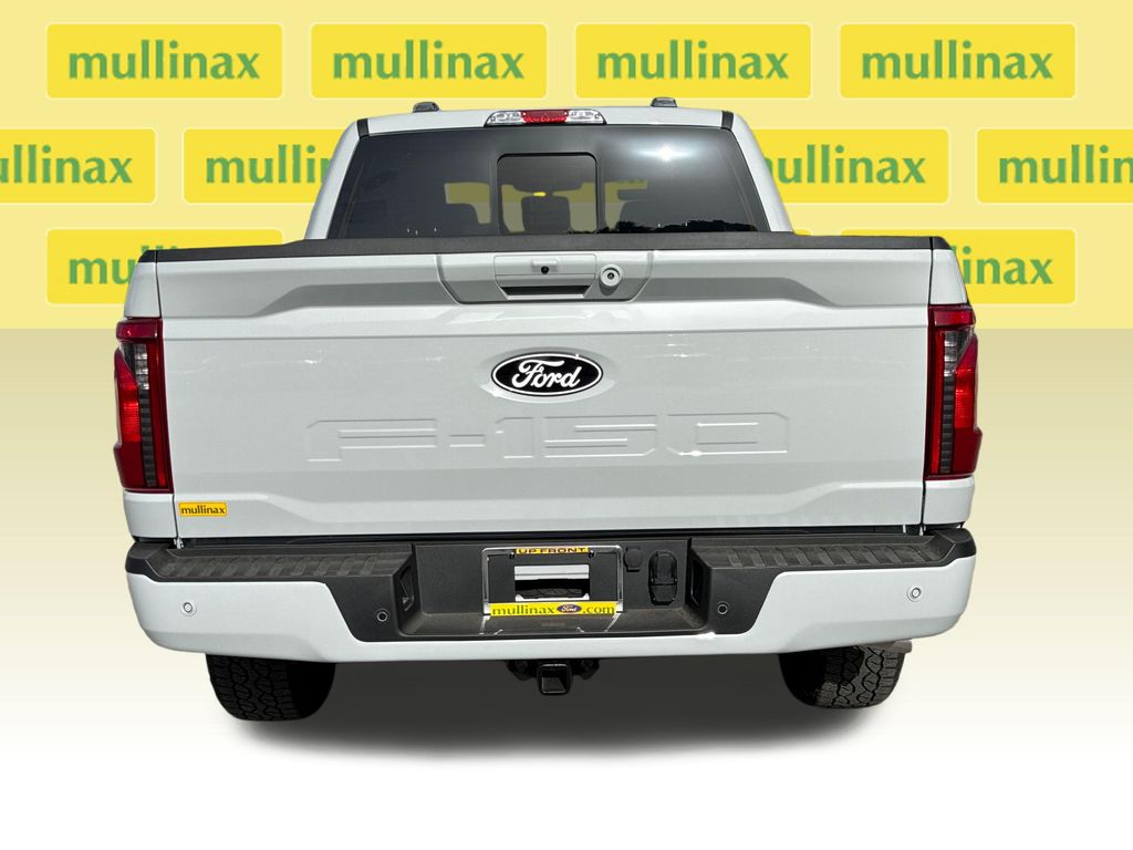 New 2026 White Ford XLT image 14