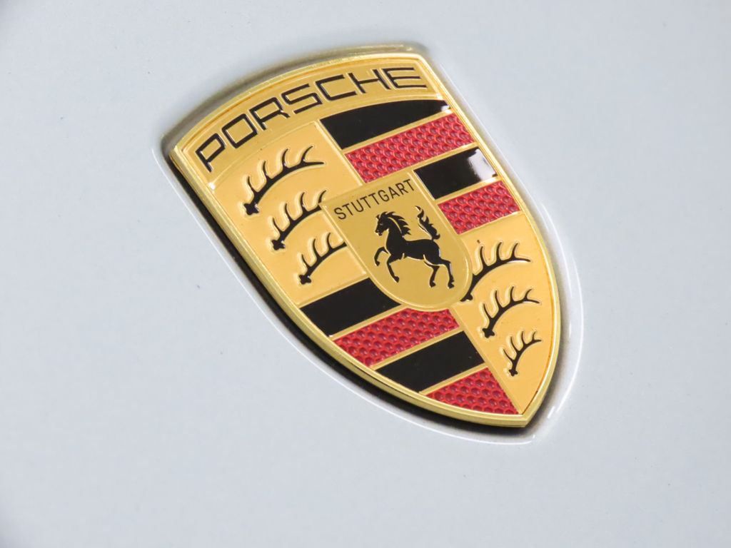 Thumbnail: 2025 Porsche Taycan - 13