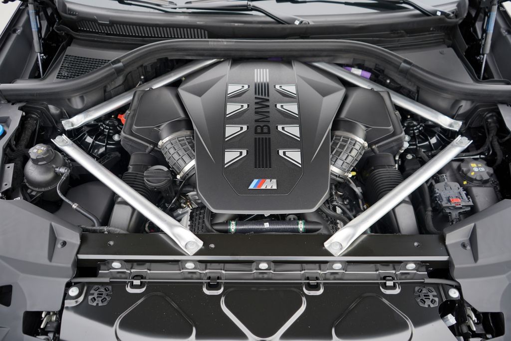 Thumbnail: 2026 BMW X6 - 21