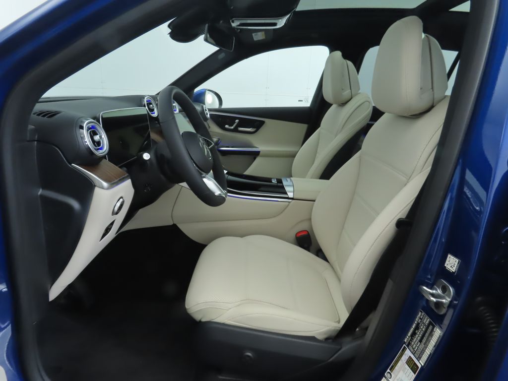 Thumbnail: 2026 Mercedes-Benz GLC - 20