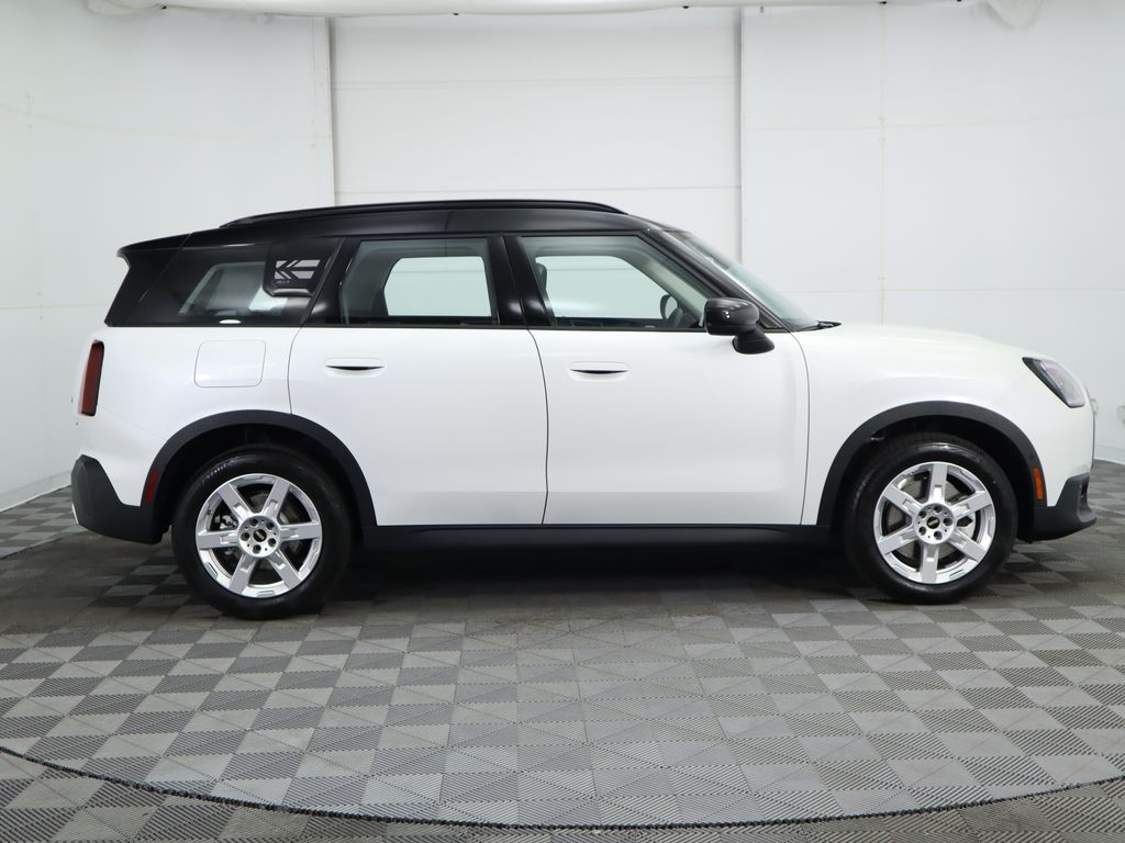 2025 MINI Cooper Countryman Base 5